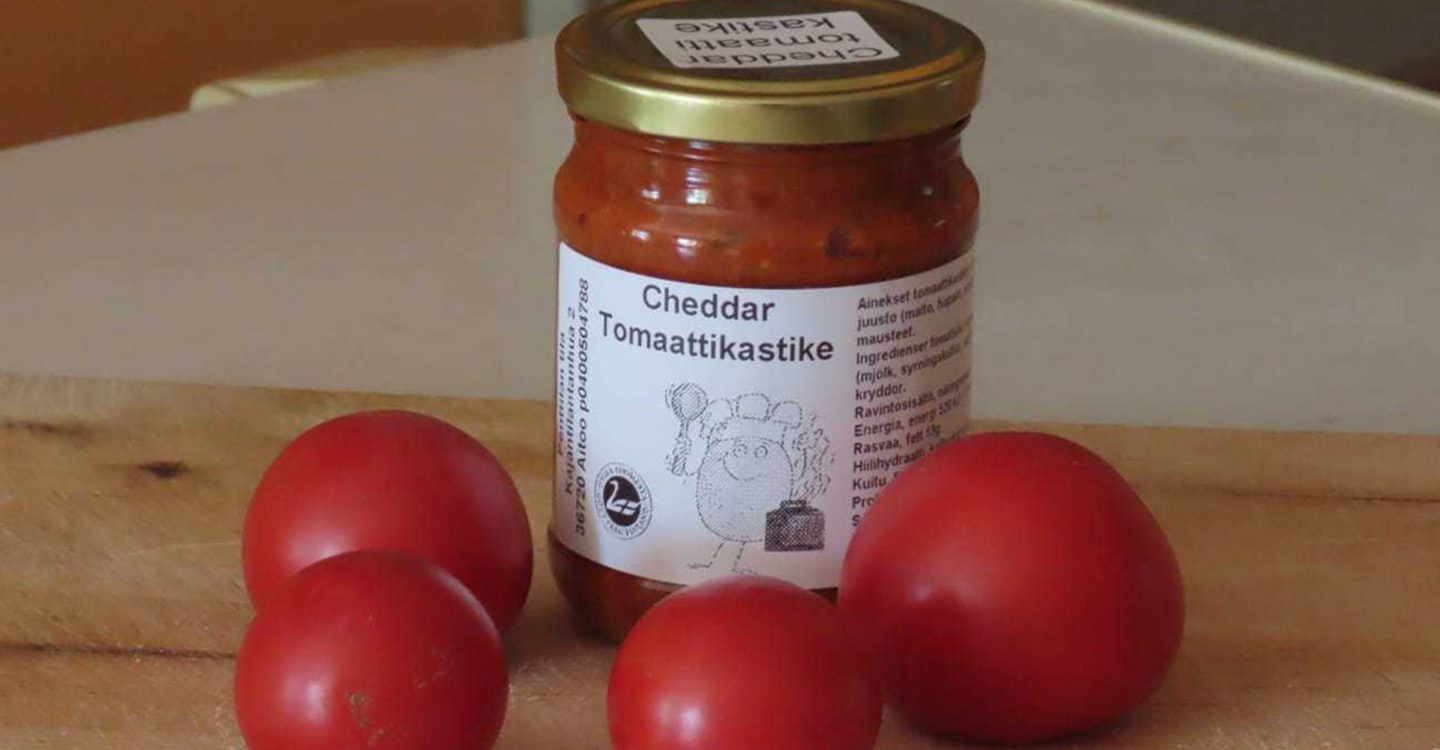 Cheddar-tomaattikastike Nams-tomaateista